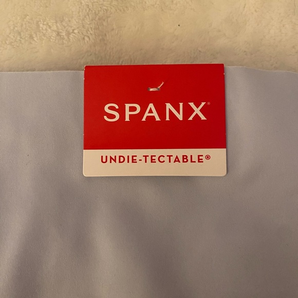 Spanx Undie-tectible brief - Picture 3 of 3